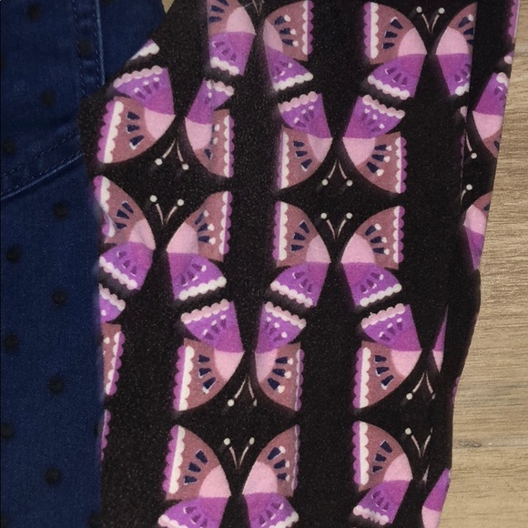 4T- #3 Outfits One Price💥💥💥 - Picture 5 of 8